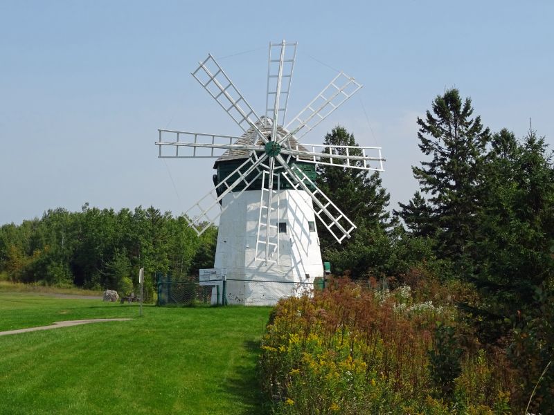 Davidson Windmill and Eskolin Log House