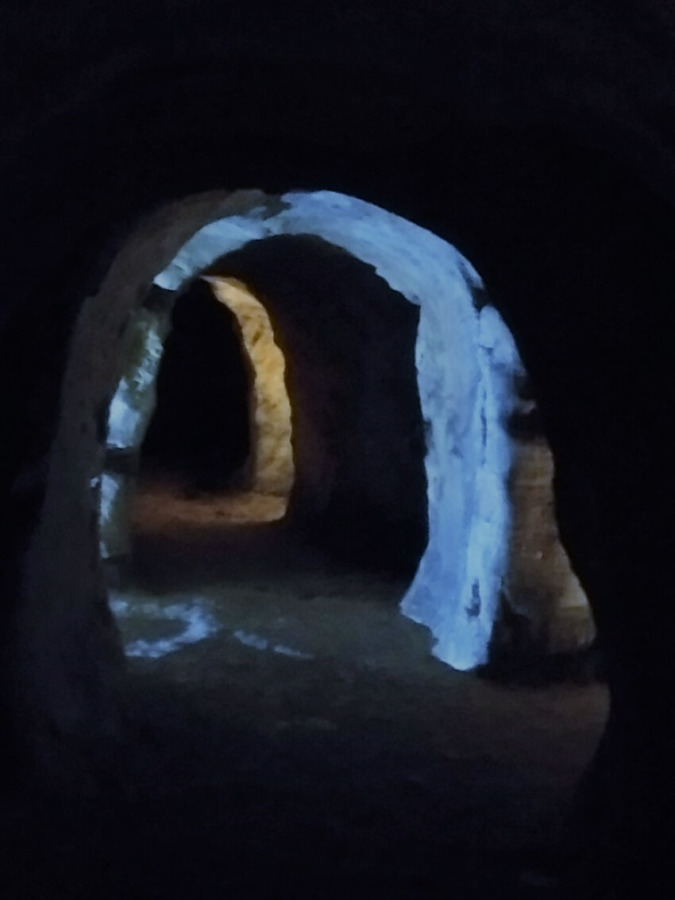 Stone passage inside the underground galleries of Provins