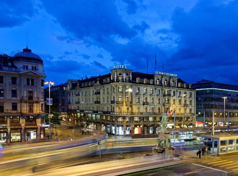 Hotel Schweizerhof Zurich Building