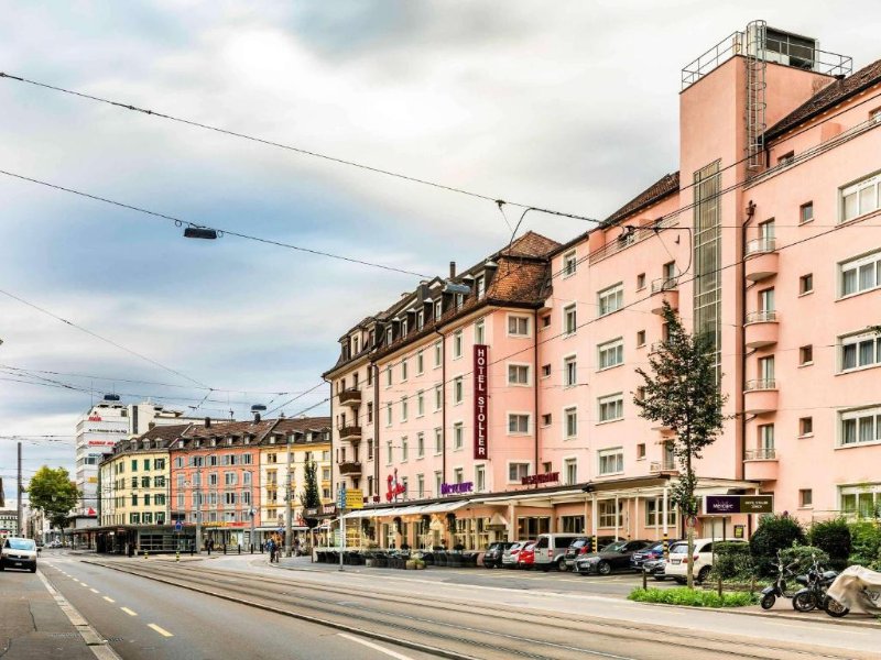 Mercure Stoller Zurich Building