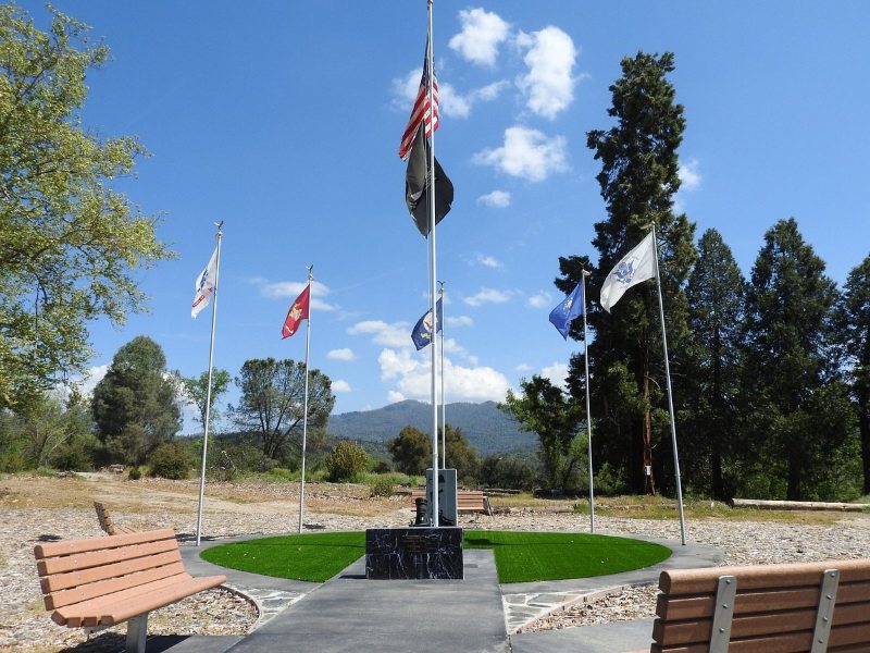 Flags at Ahwahnee Hills Regional Park