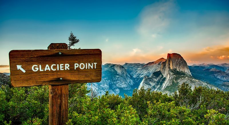 Glacier Point Scenery