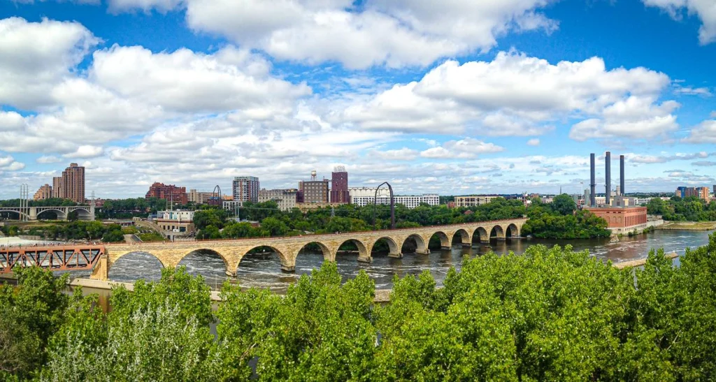 Stone Arch Bridge in Minneapolis, Minnesota - Historic landmark spanning the Mississippi River, blending natural beauty and urban architecture.