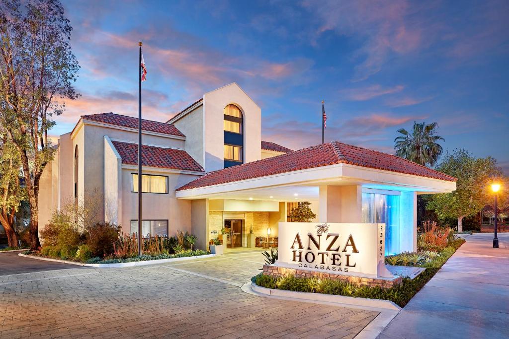 The Anza Hotel exterior